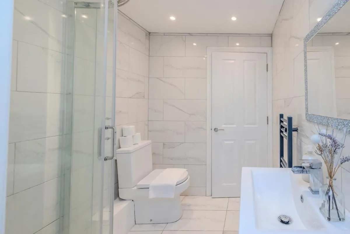 2 Bedroom Flat With Sea View And Free Parking برايتون المملكة المتحدة